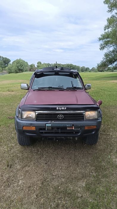 Toiota  HILUX SURF продам!