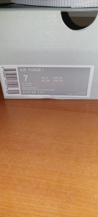 Nike Air Force triple white