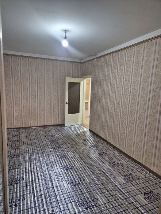 Уй сотилади квартира