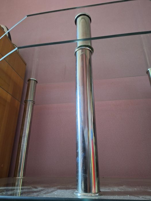 Подставка телевизора