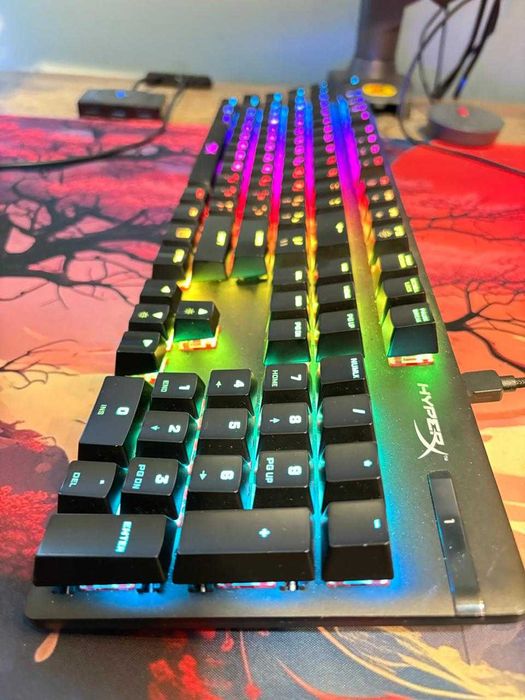 Продам клавиатуру Hyper X Alloy Origins