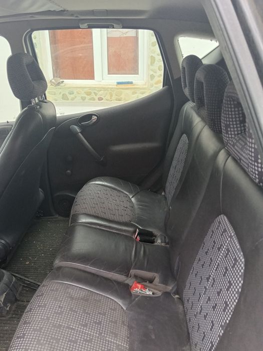 Vind Mașină Mercedes Benz