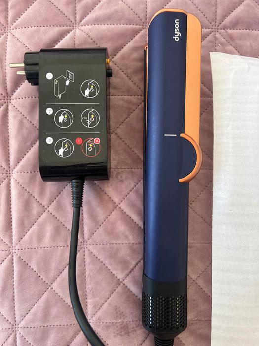 Сешоар Dyson Airstrait