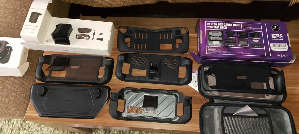 Vand huse/accesorii pt Steam Deck