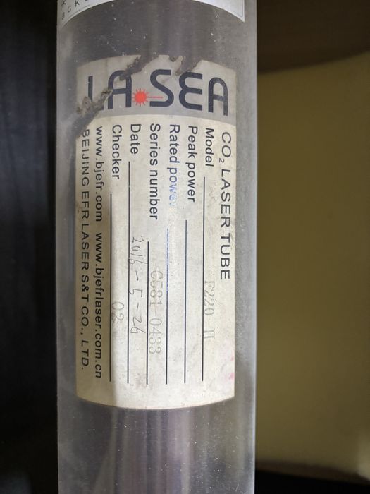 CO₂ Laser Tube 1600W – Ishlatilmagan Industrial 16mm