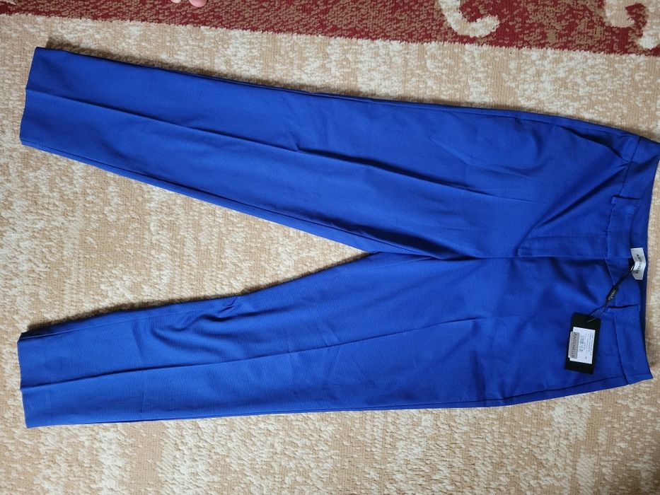 Costum albastru Antonelle Paris marimea 38