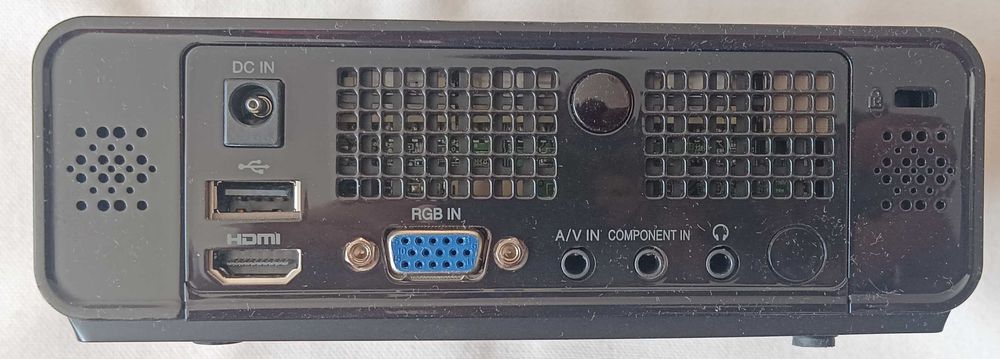 LG Projector мултимедия + проекторен екран