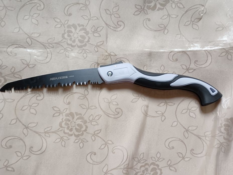 Ножовка, пила 2 вида.