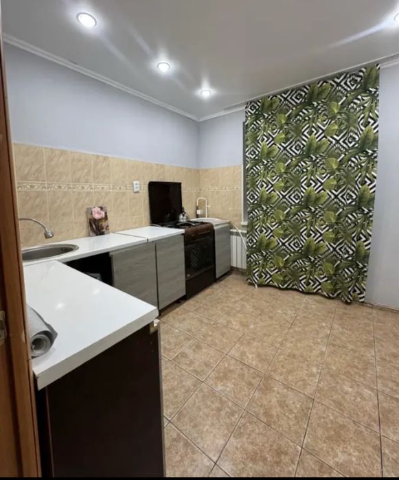 Продается кухонный гарнитур