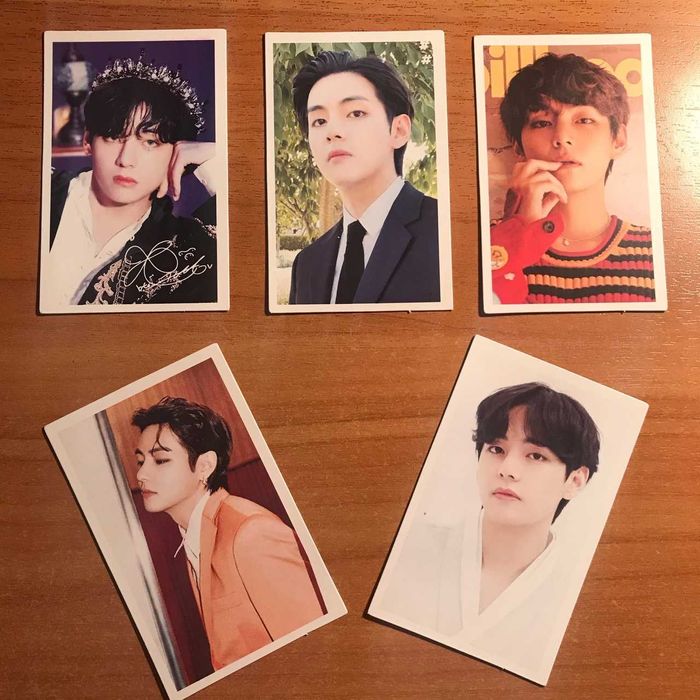 Фотокарточки с Ви из БТС + кулон в подарок