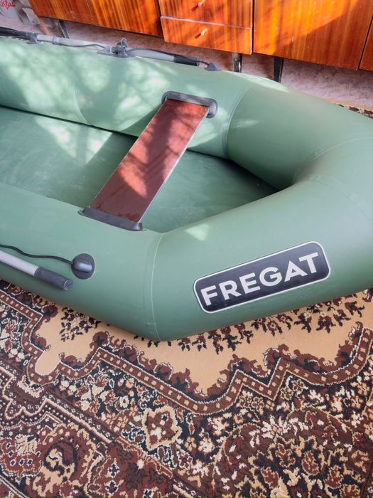 Продам лодку Фрегат 280