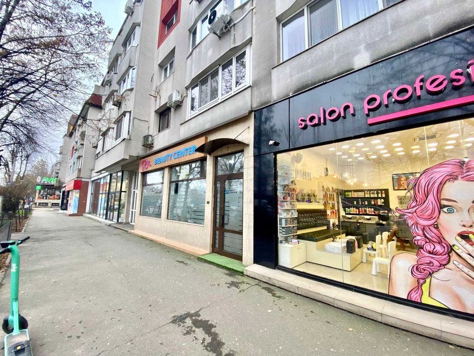 Zonă Nord, spațiu comercial cu chiriași, de vânzare