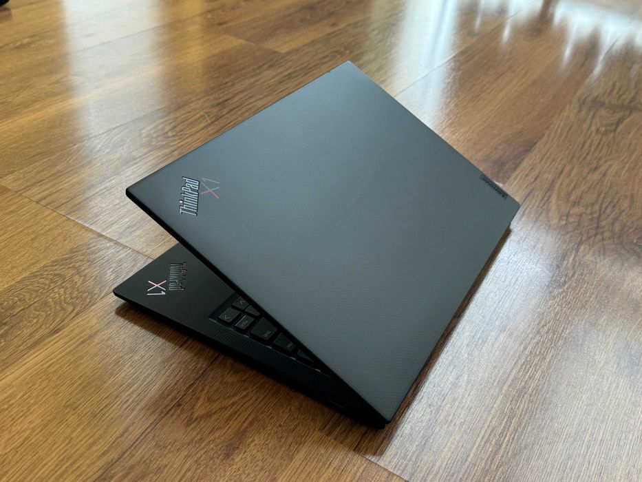 14' HDR 4K UHD+ Core i7-1185G7 Lenovo ThinkPad X1 Carbon Gen 9 16GB LPDDR4X/512GB NVMe/Win 11/Бат 8ч