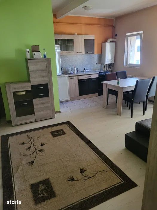 Apartamentla mansarda de vanzare 3 camere de 66 mp zona : Floresti Po — fotografia 1