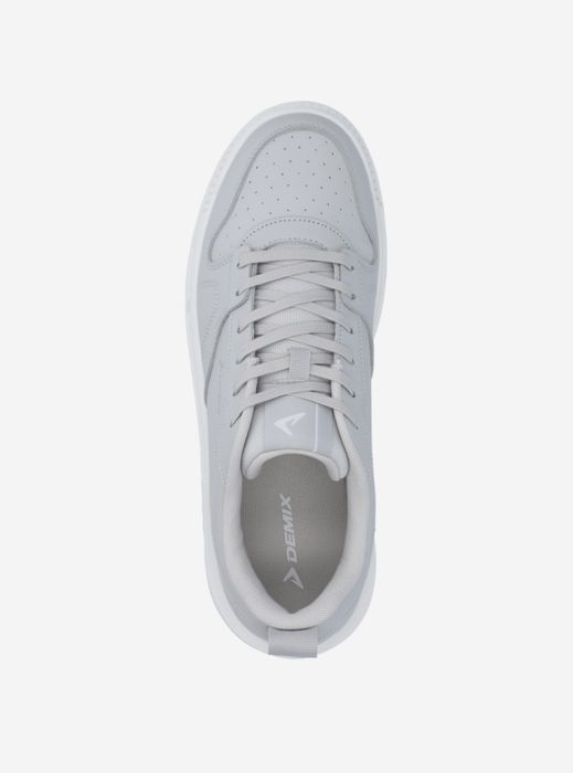 Кроссовки Demix.