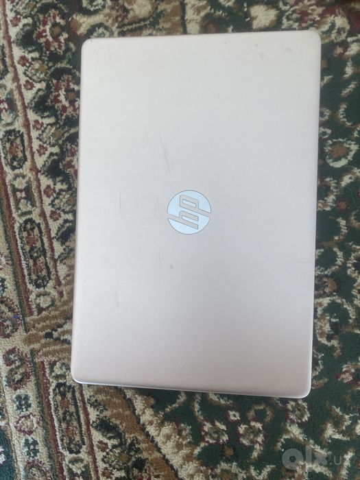 Hp laptop sotiladi
