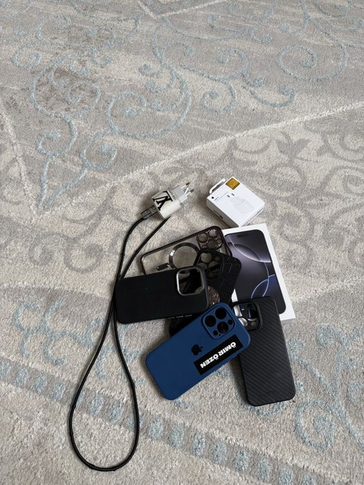 Айфон 16 про подарка чехол адаптер