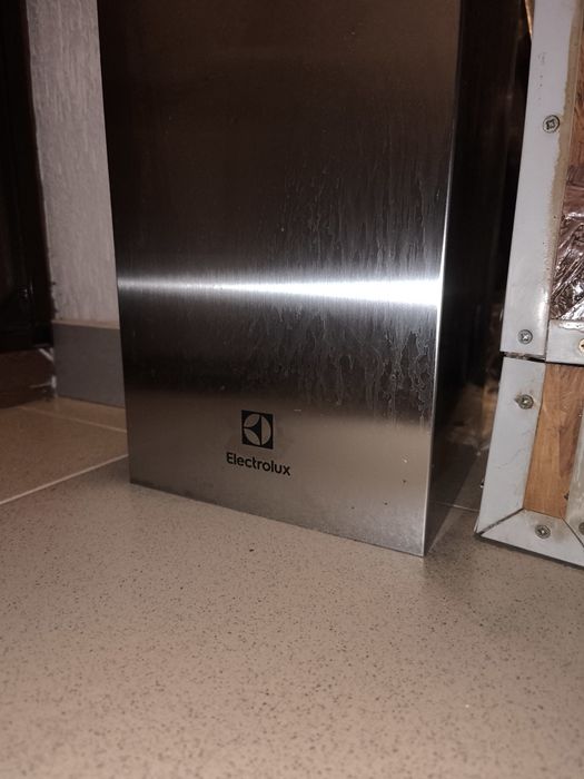 mascare hota inox electrolux