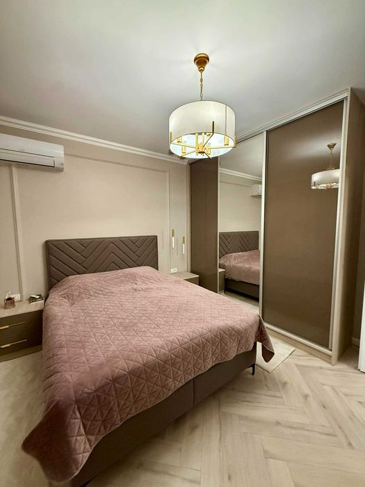 Inchiriez apartament LUX -70 mp