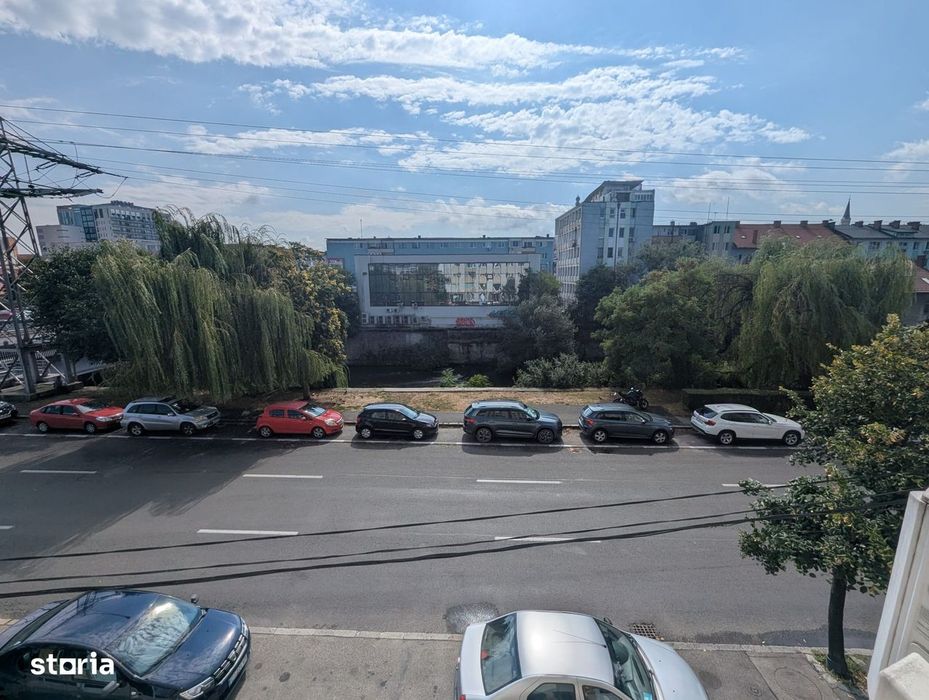 Proprietar vand apartament in Zona Mihai Viteazu (Cluj Napoca).