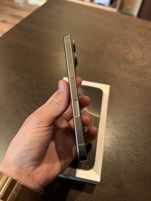 IPHONE 16 PRO 256gb