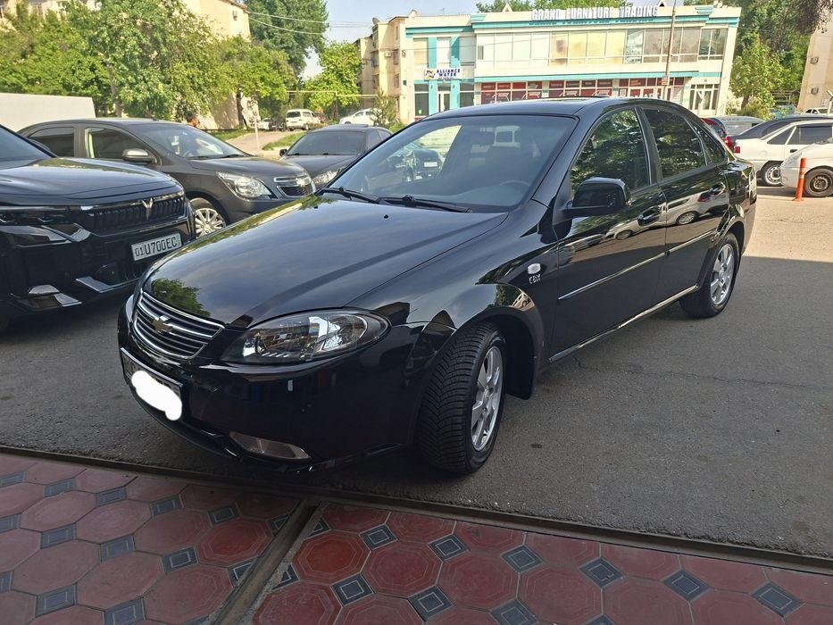 Срочно продаю жентру полный фул. Тоза. Чистая. Ешё как новая.