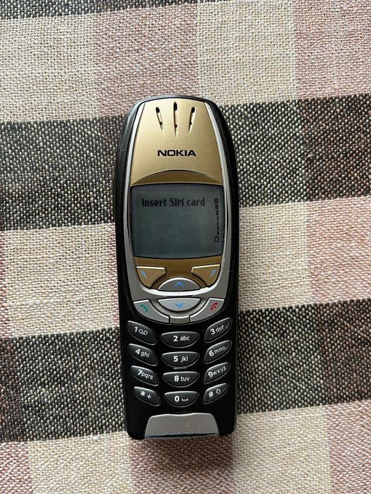 Vând Nokia 6310 !