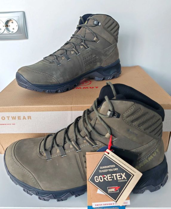Ghete Trekking Mammut Gtx nr. 42 2/3,  și nr. 46