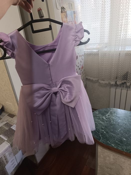 Платье нарядное  для девочки