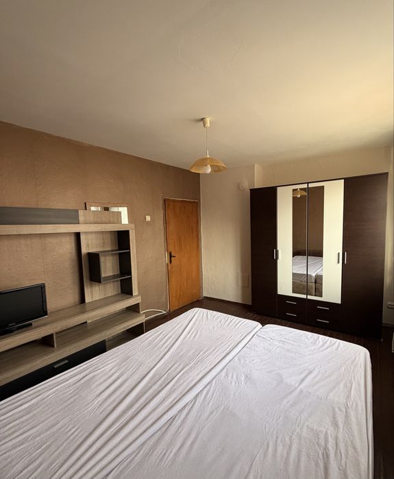 Дава се под наем Етаж от къща в Перник, Клепало - 95 кв.м за 388.62 € - Снимка #4