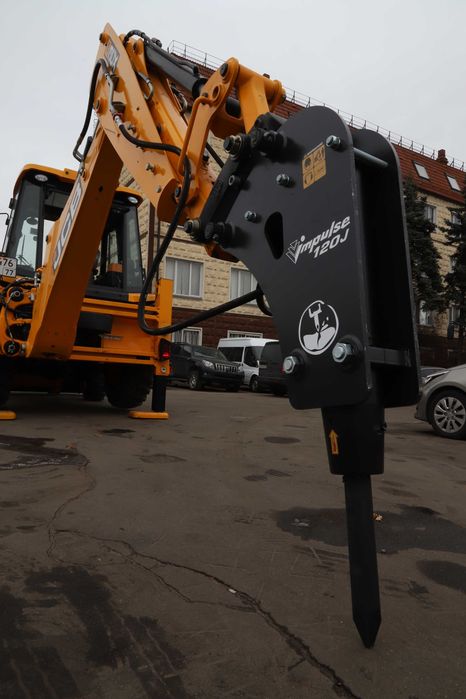 Гидромолот на JCB