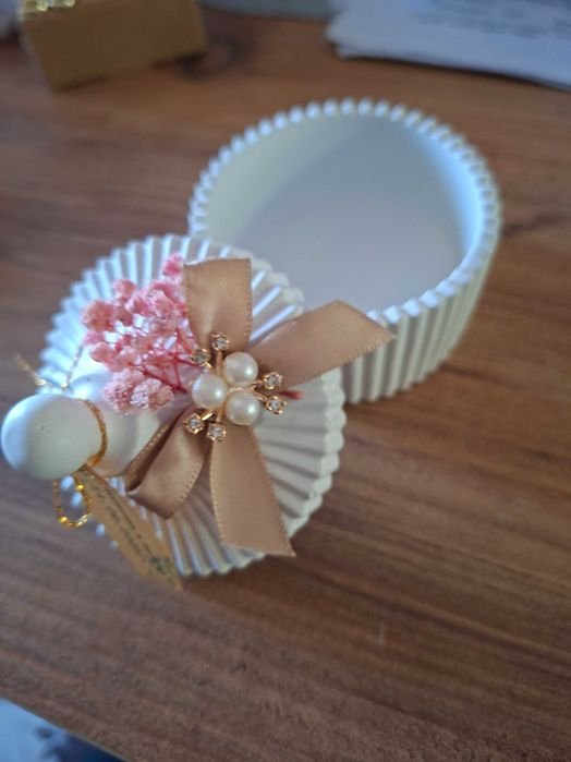 Подаръци за повод