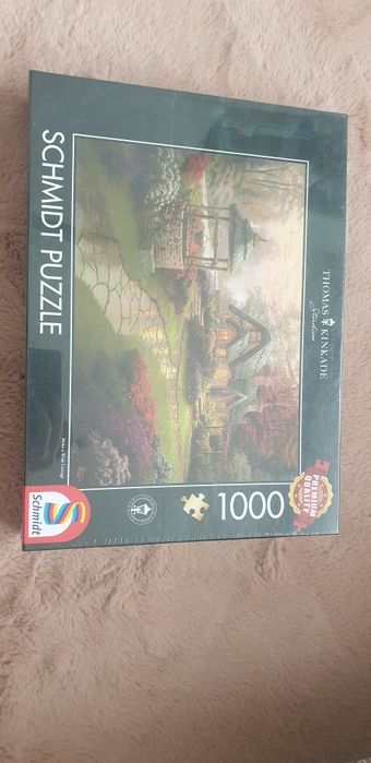 Puzzle uri noi, sigilate