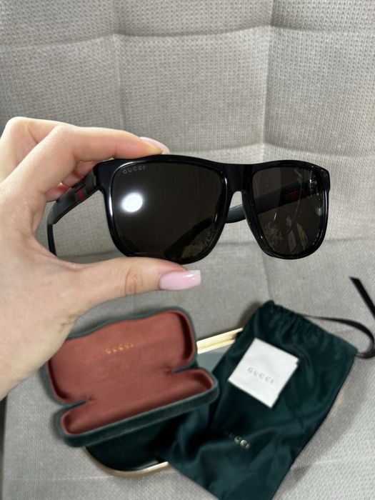 Оригинални слънчеви очила Gucci GG0010S 001 (58)