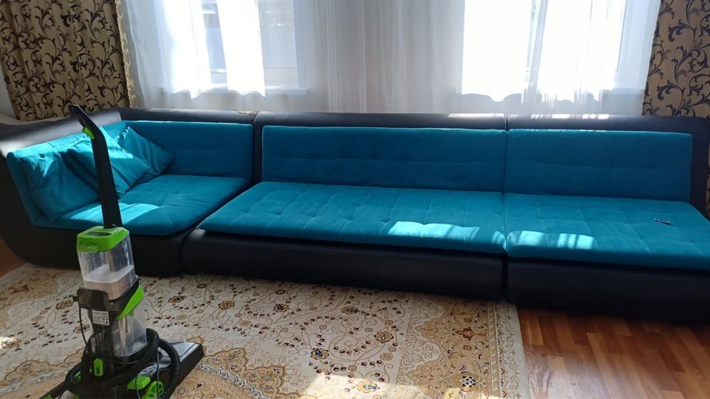 Продам диван длина 3 метра