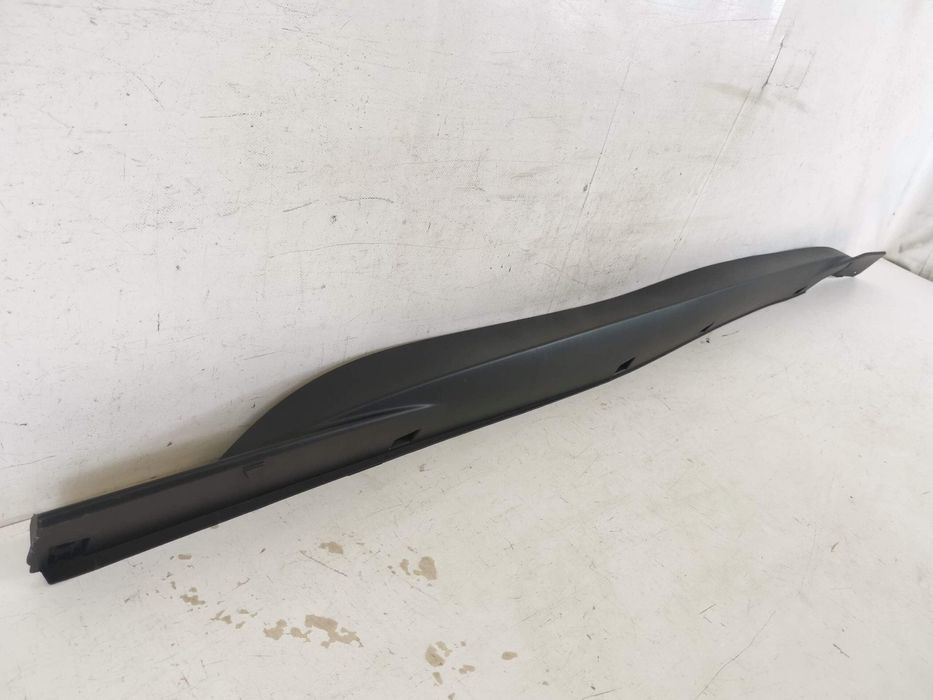 Десен праг Фолксваген / Volkswagen VW ID.3 1 Оригинален, в добро състо