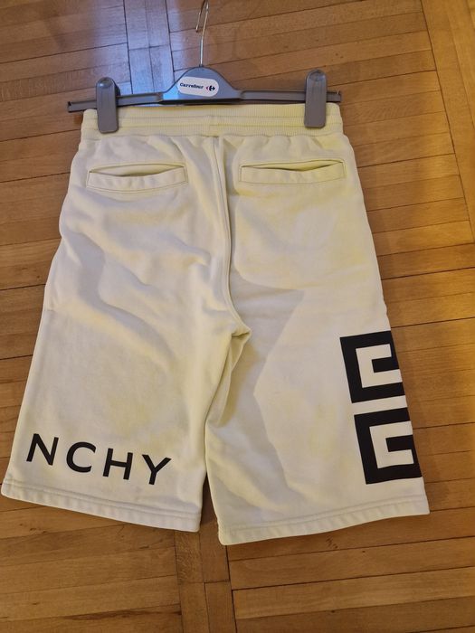 Pantaloni scurți Givenchy