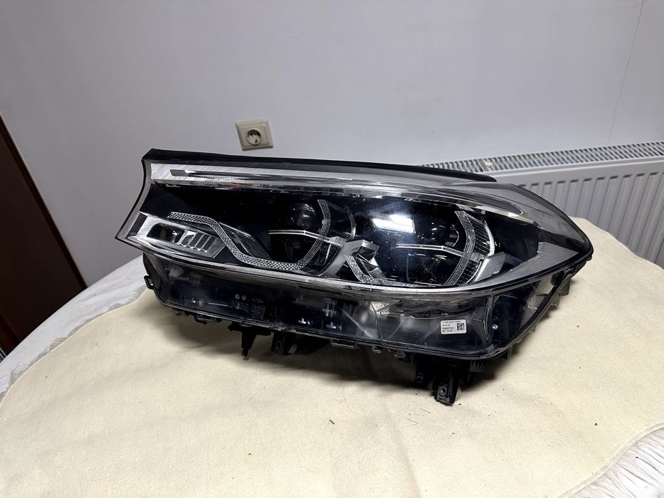 Ляв десен  фар за BMW 6 G32 Full LED