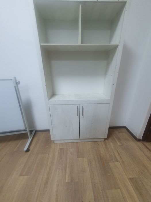 Книжные шкафы 2 шт