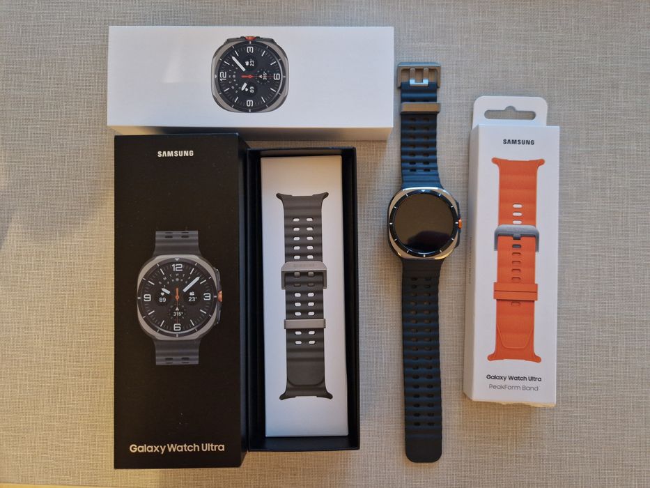 Smart watch Samsung Galaxy Watch Ultra Grey