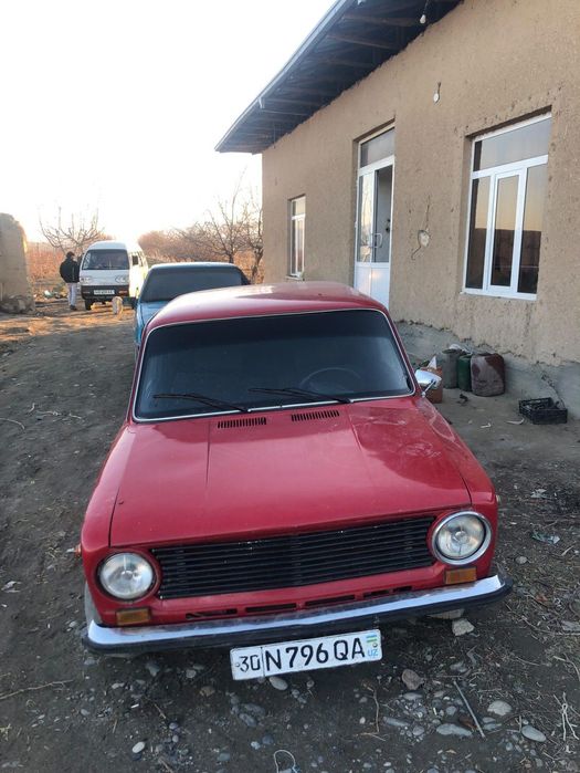 Жугули ваз 2101 сотилади