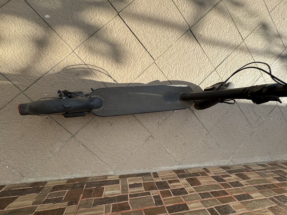 Trotineta electrica xiaomi Mi electric scooter essential
