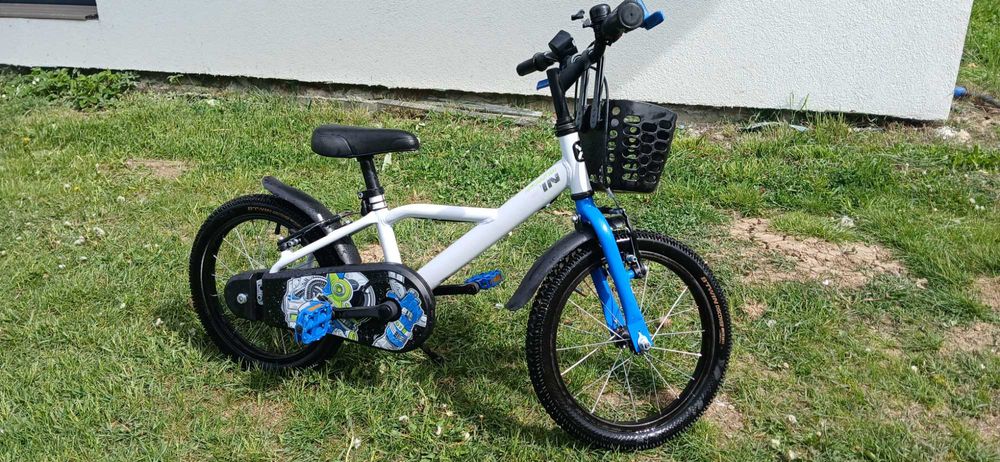 Bicicletă copii 4-7 ani