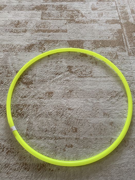 Продам обруч новый