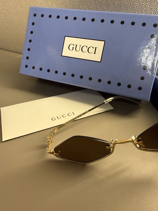 Слънчеви очила Gucci / нови и оригинални