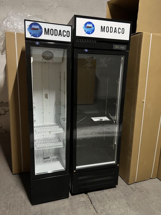 Vitrina frigorifica verticala noua pentru racoritoare, lactate/mezel