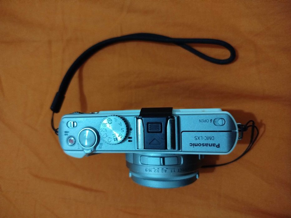 Panasonic Lumix DMC-LX5, camera foto LEICA