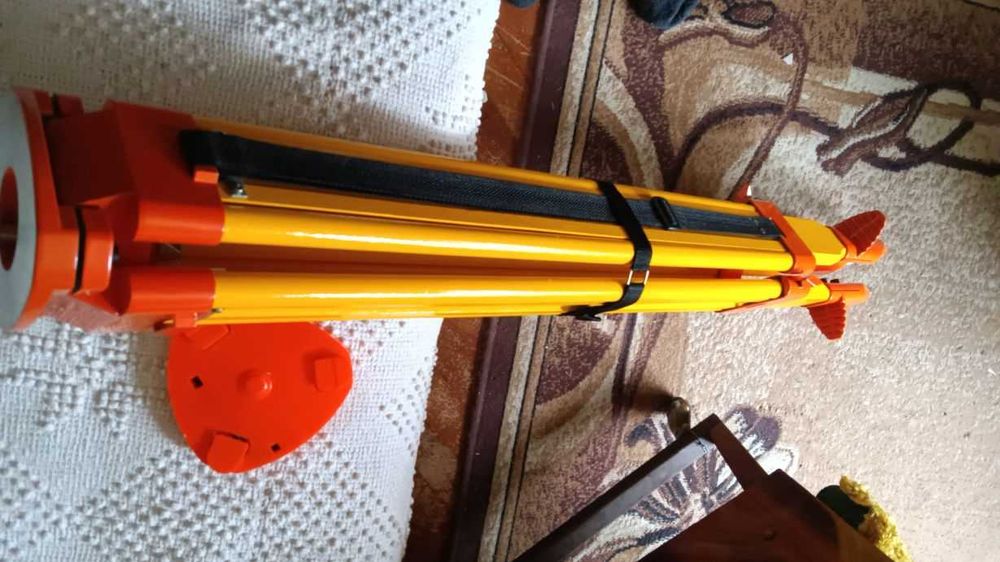 Статив, трипод, стойка, монтировка за фотоапарат, камера и телескоп