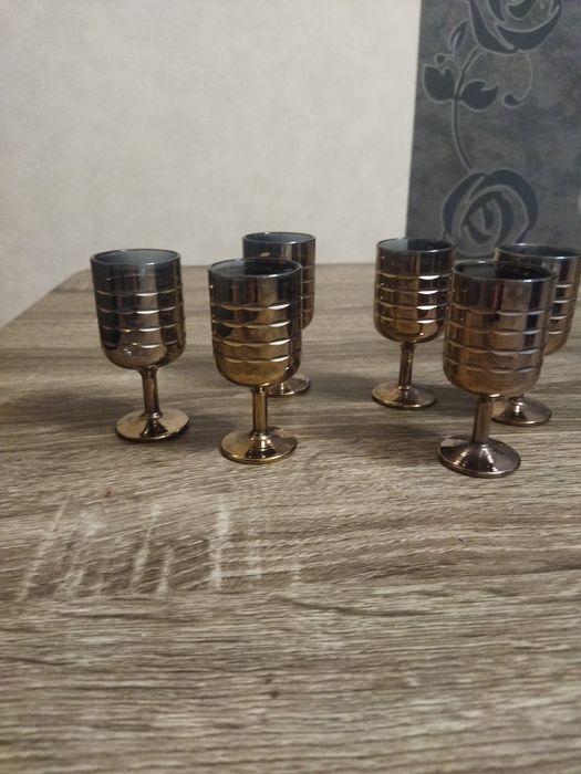 Продам рюмки для водки.