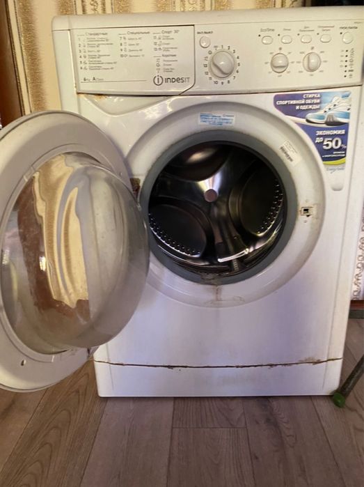 Стиральная машина Indesit